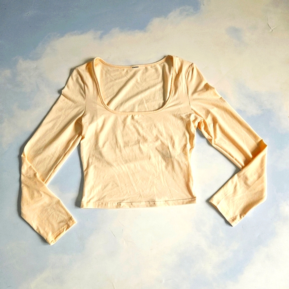 Cream Banana Colored Sculpt Soft Material Long Sleeve Women's Top